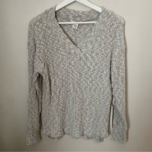 Caslon Sweaters - Caslon Sweater V-Neck Gray White Knit Marled Ribbed Casual Neutral